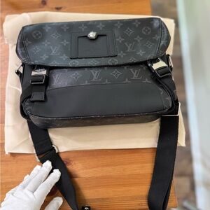 Louis Vuitton Black Monogram Messenger Bag
